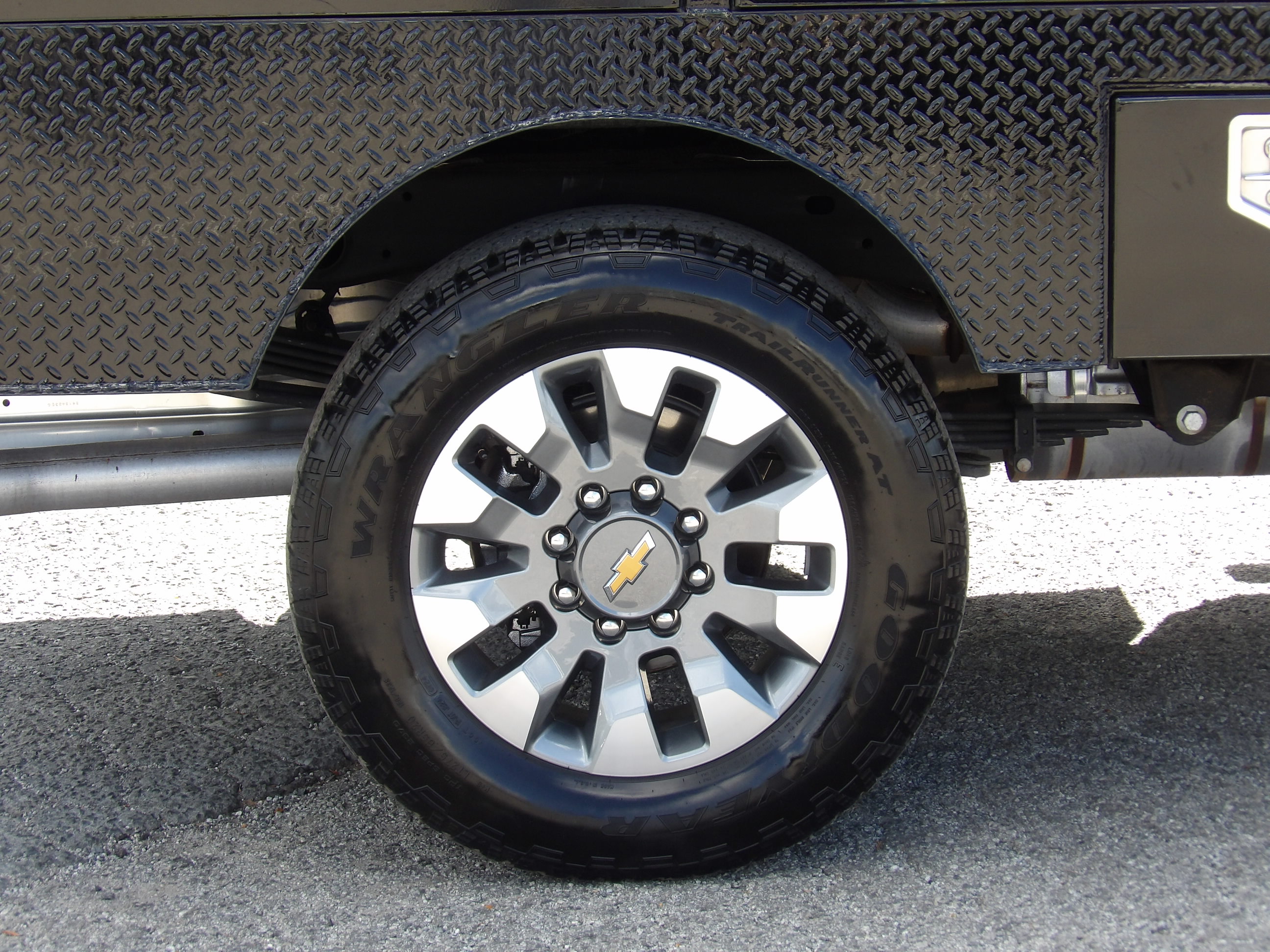 2024 Chevrolet Silverado 2500HD Custom - Photo 8