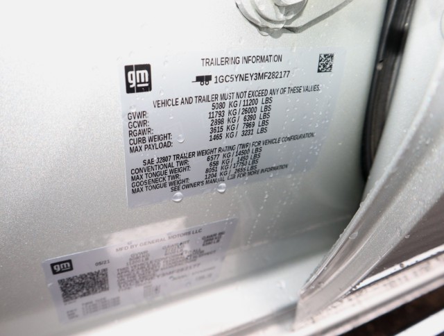 Used 2021 Silver Ice Metallic Chevrolet LT image 34