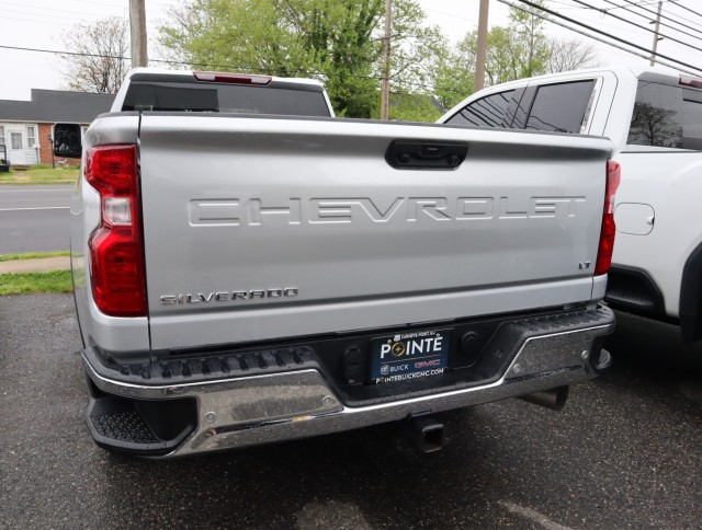 Used 2021 Silver Ice Metallic Chevrolet LT image 5