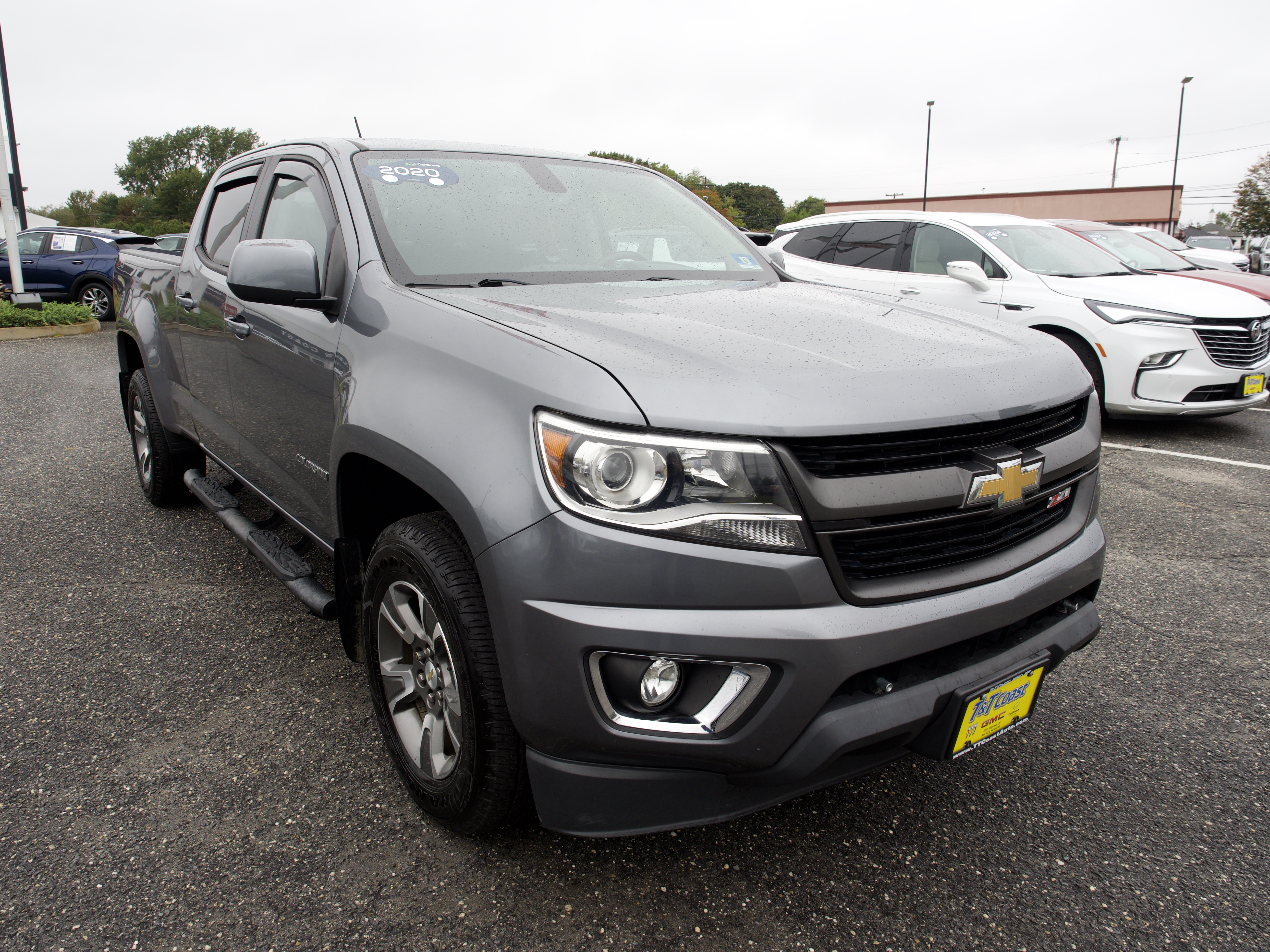 Used 2020 SATIN STEEL METALLIC Chevrolet 4WD Z71 image 3