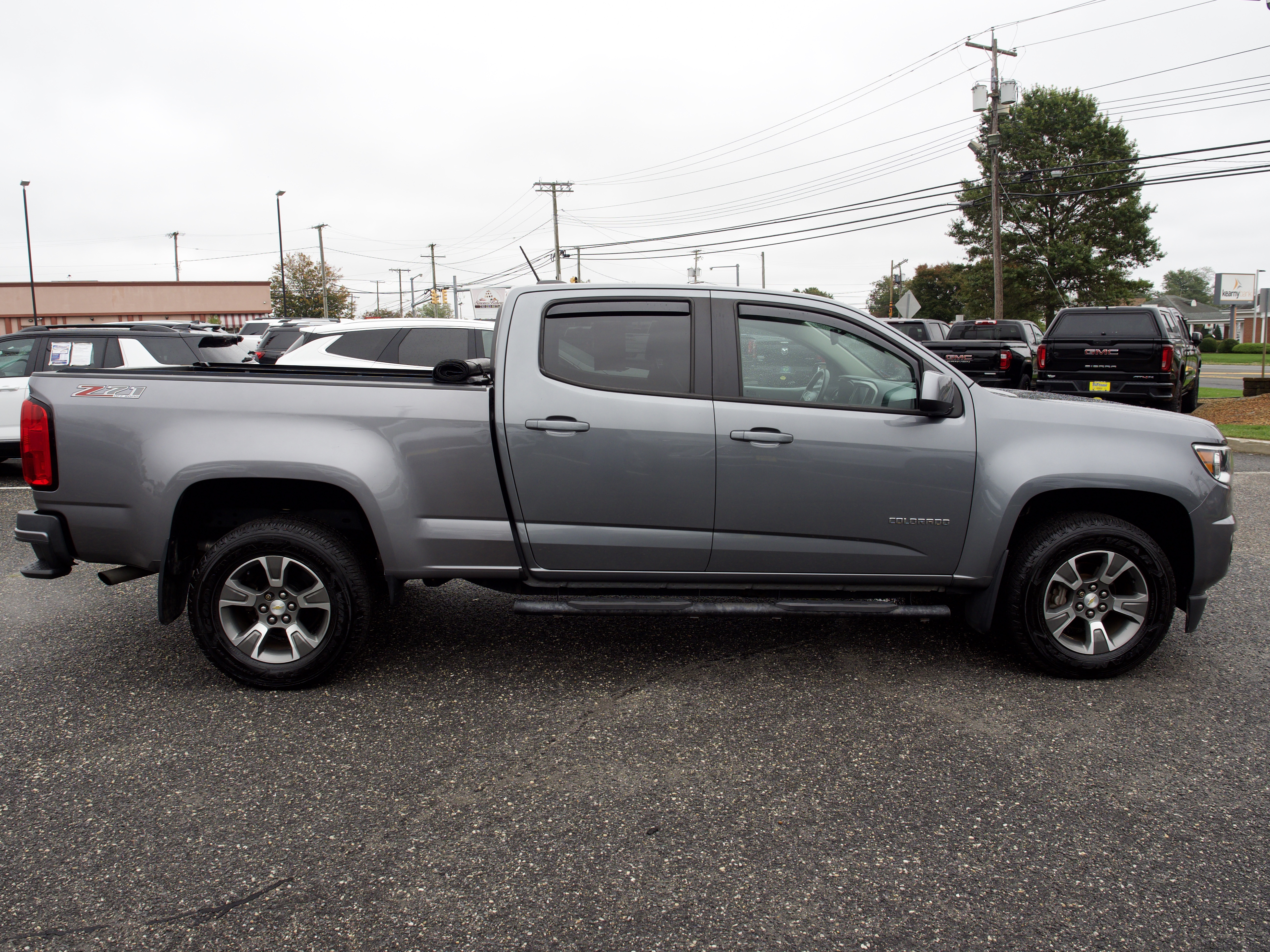 Used 2020 SATIN STEEL METALLIC Chevrolet 4WD Z71 image 5