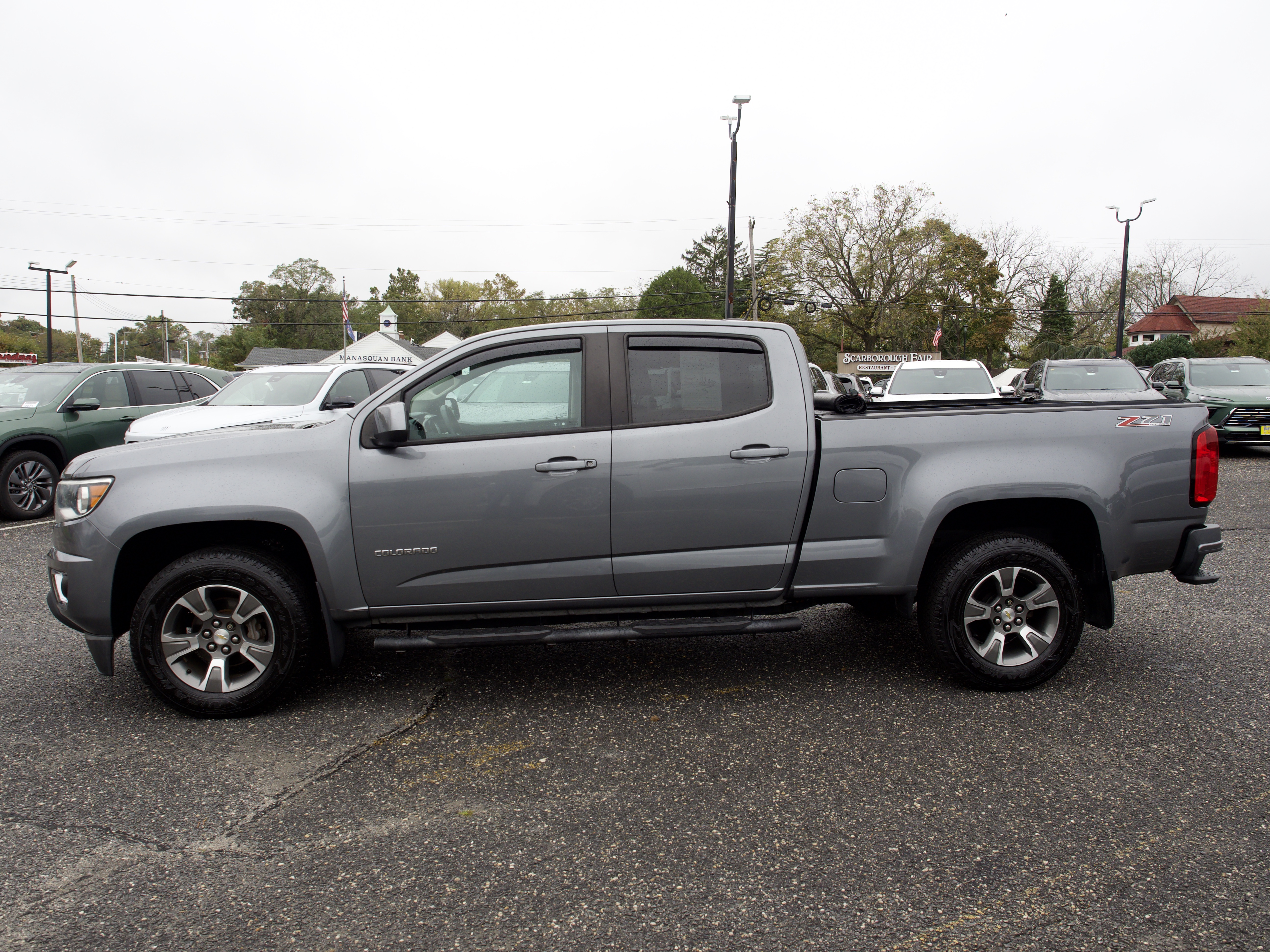 Used 2020 SATIN STEEL METALLIC Chevrolet 4WD Z71 image 4