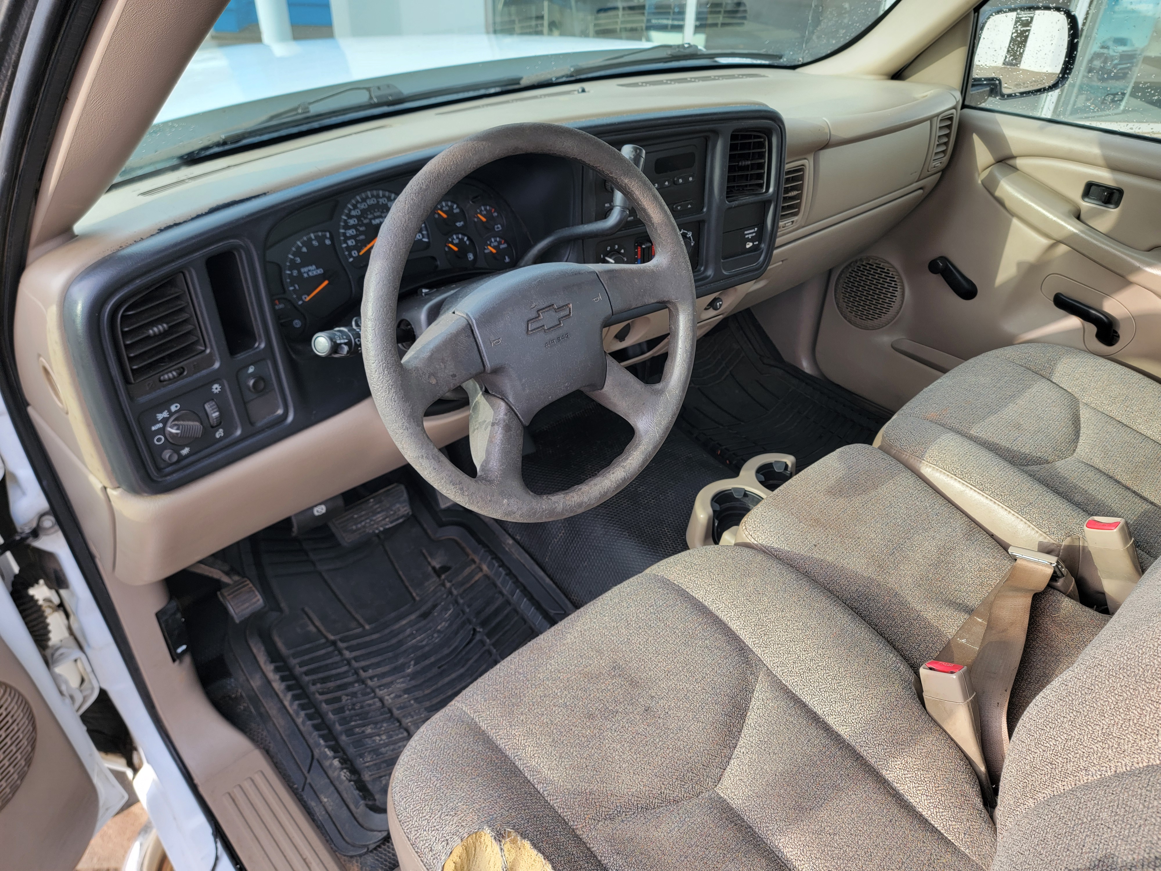 Used 2007 Summit White Chevrolet Work Truck image 17
