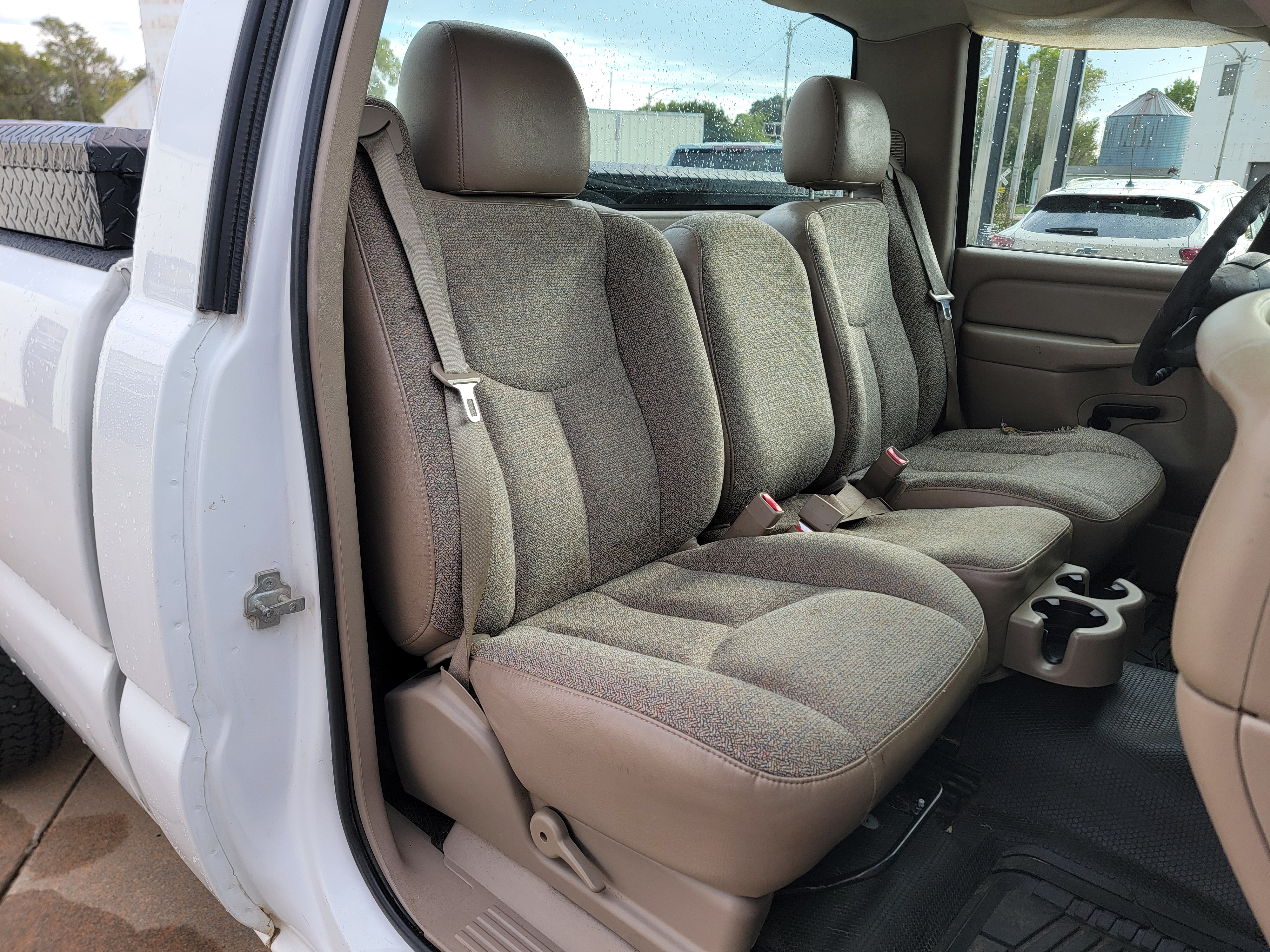 Used 2007 Summit White Chevrolet Work Truck image 25