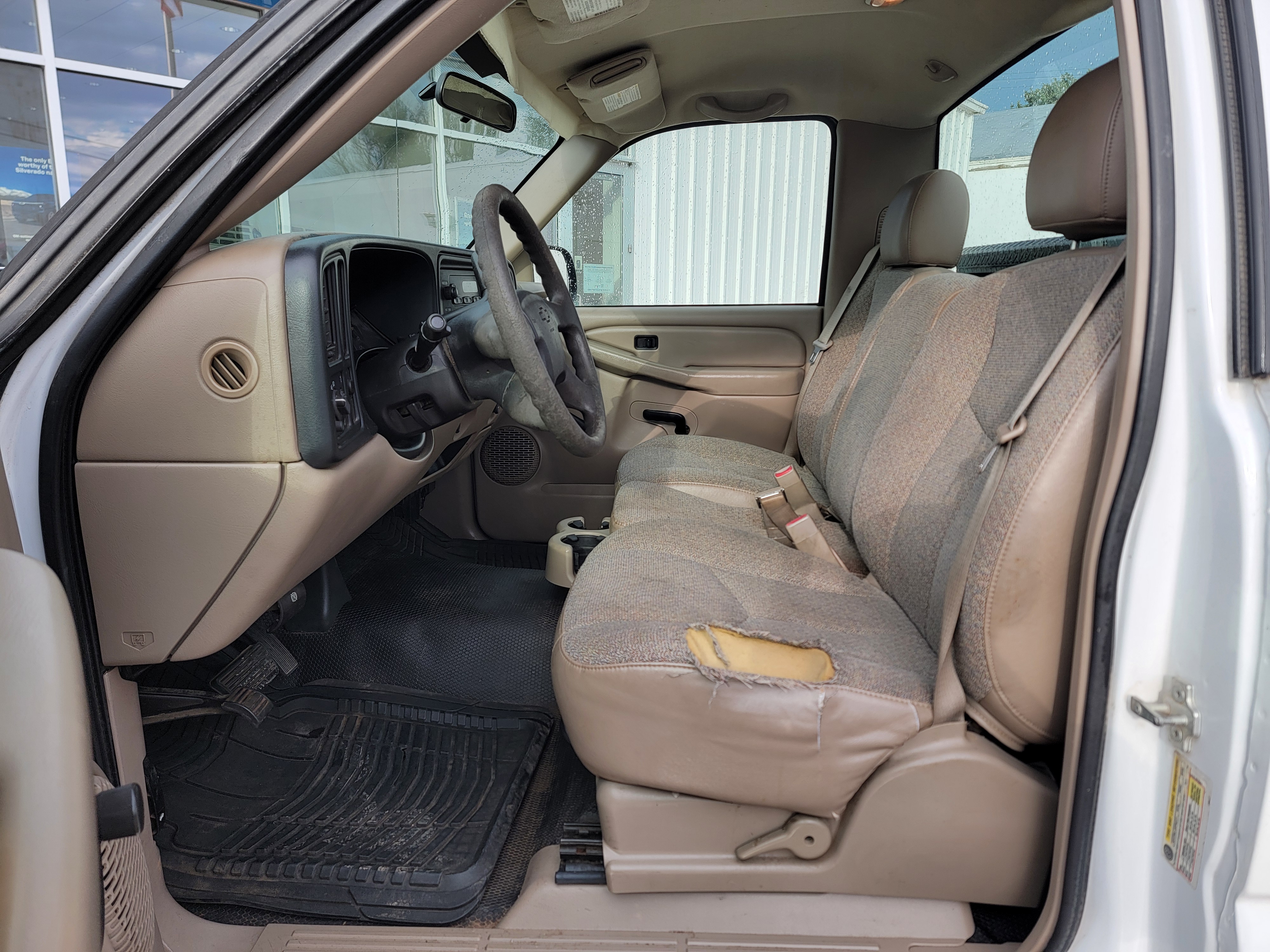 Used 2007 Summit White Chevrolet Work Truck image 13