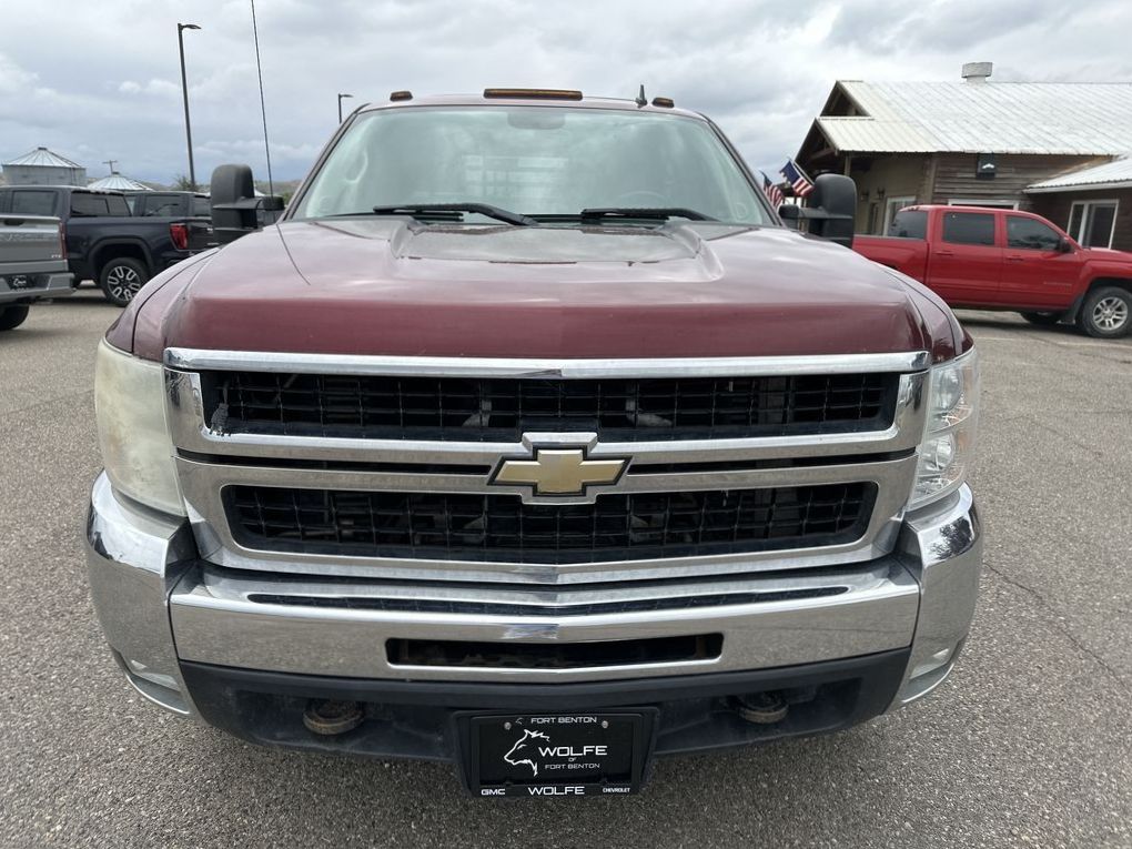 2008 Chevrolet Silverado 3500HD LTZ photo 2
