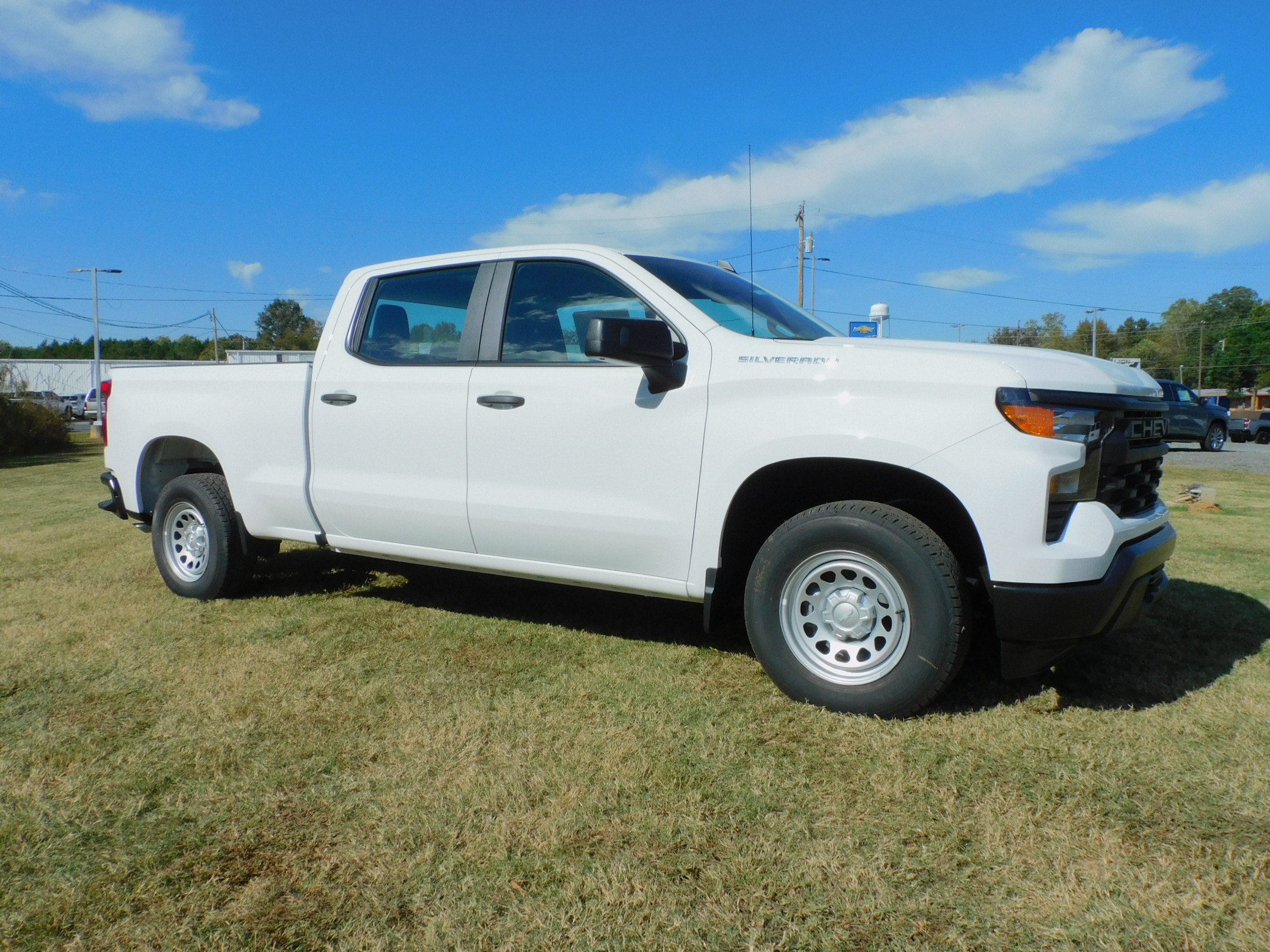 2026 Chevrolet Silverado 1500 photo 4