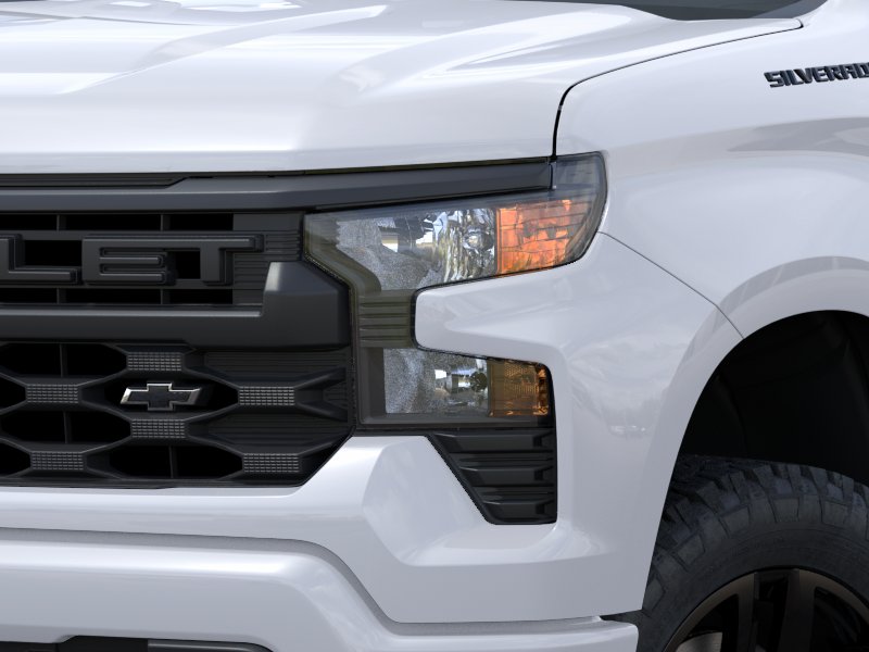 New 2026 Summit White Chevrolet Custom image 34