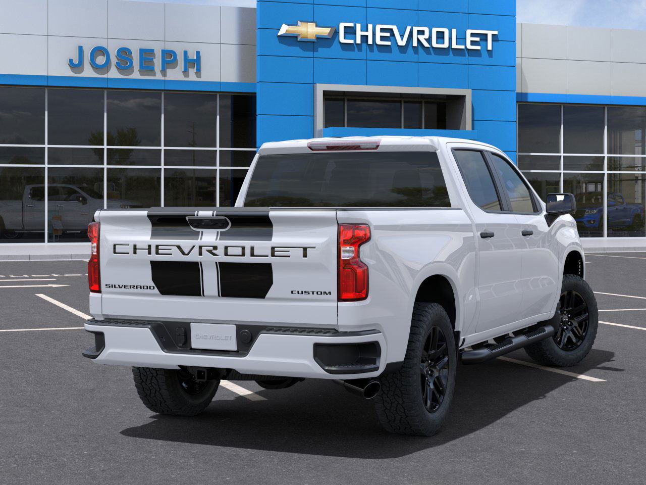 2025 Chevrolet Silverado 1500 Custom photo 4