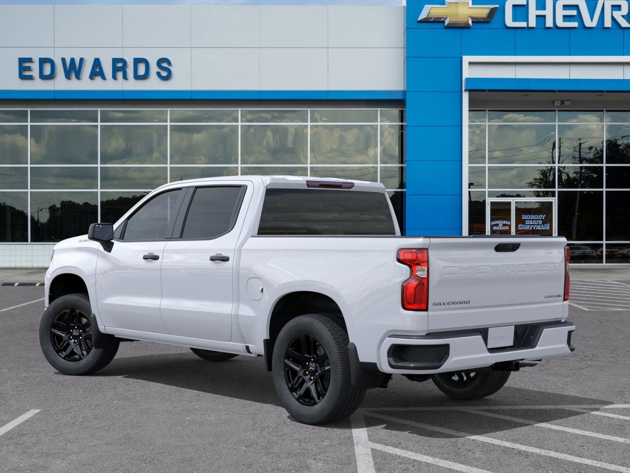 2025 Chevrolet Silverado 1500 Custom photo 2
