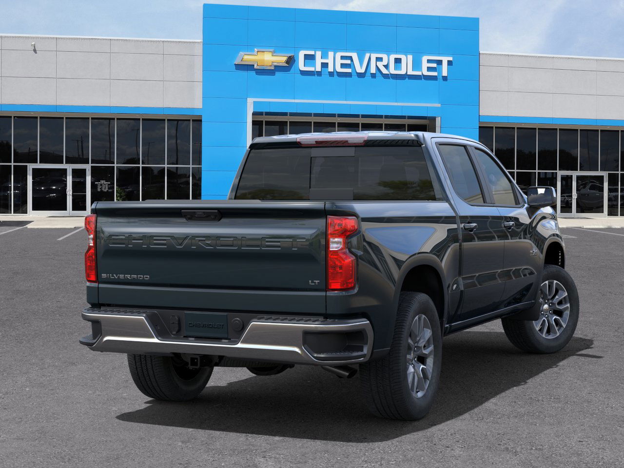 2025 Chevrolet Silverado LT photo 4
