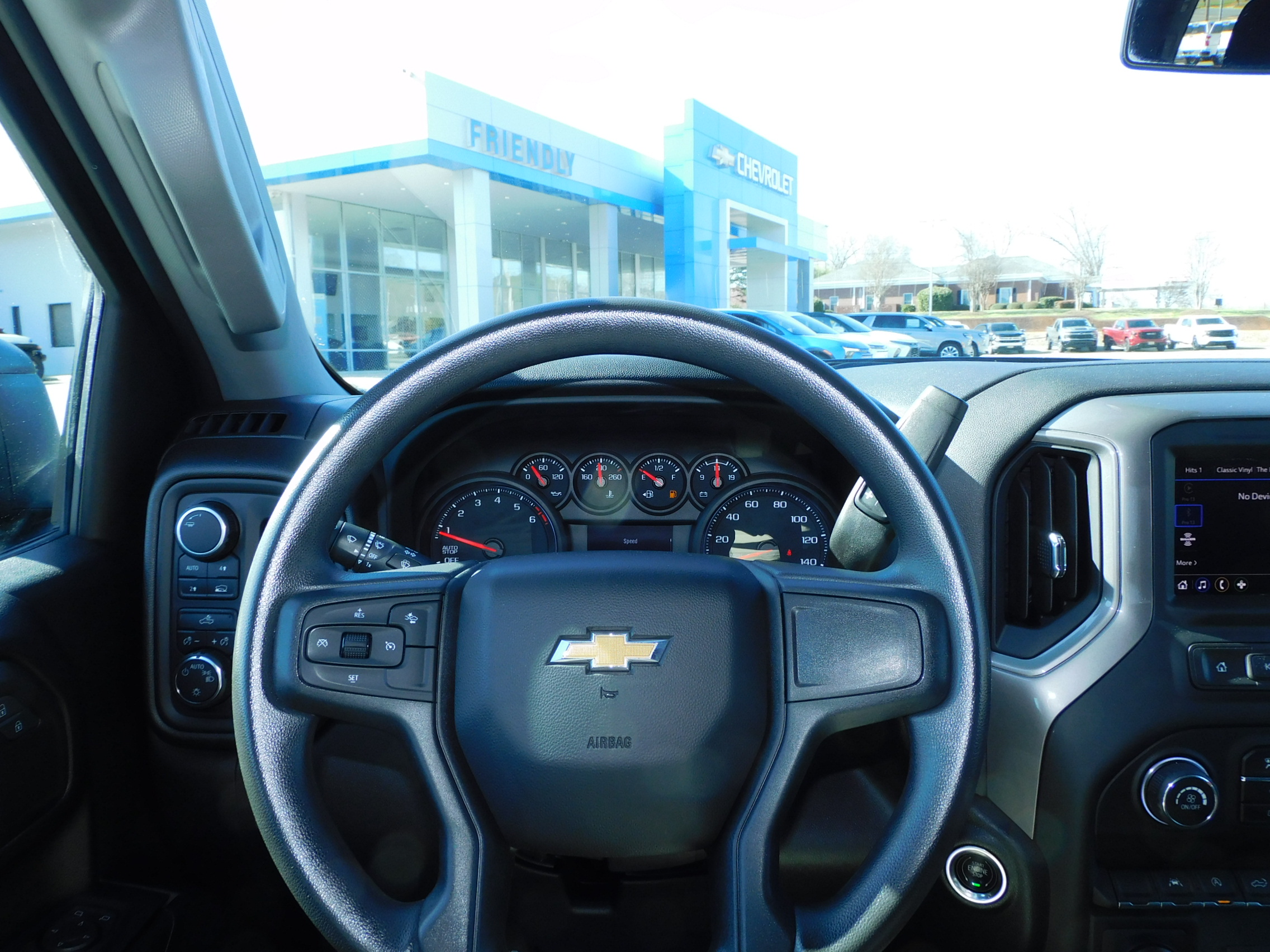 Used 2022 Chevrolet Silverado 1500 Custom with VIN 1GCPDBEK7NZ522605 for sale in Albemarle, NC