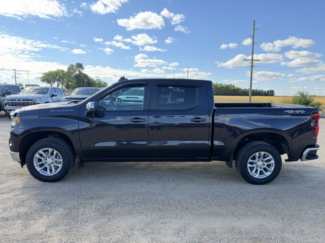 2022 Chevrolet Silverado 1500 LT - Photo 6