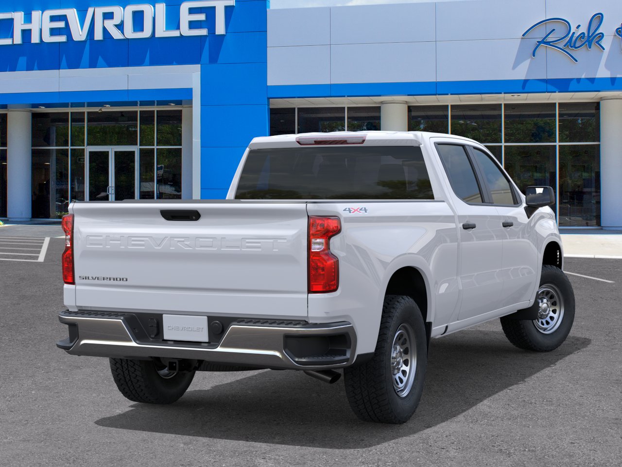 New 2026 Summit White Chevrolet WT image 30
