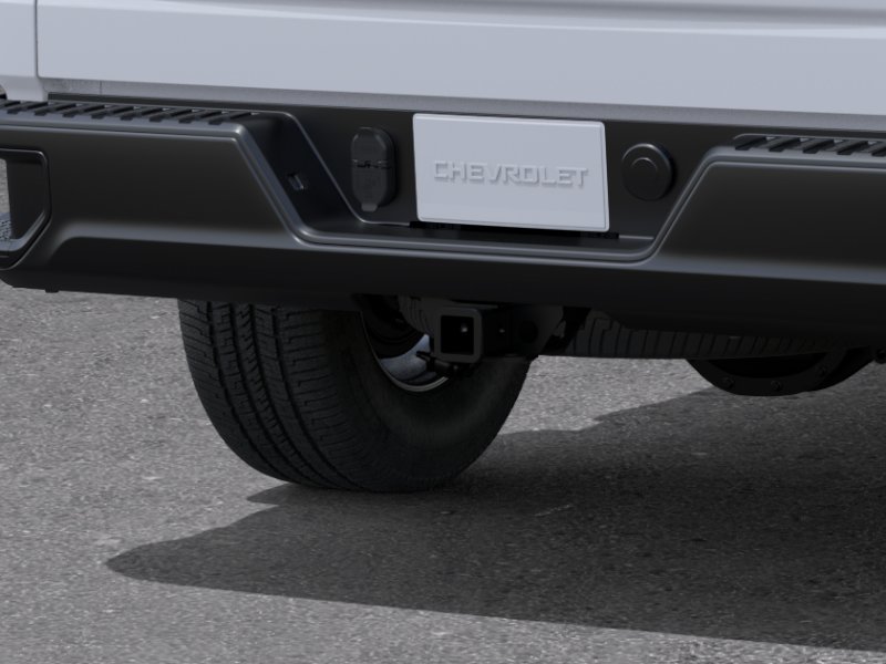 New 2026 Summit White Chevrolet WT image 14