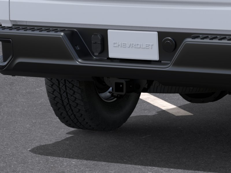 New 2026 Summit White Chevrolet WT image 39