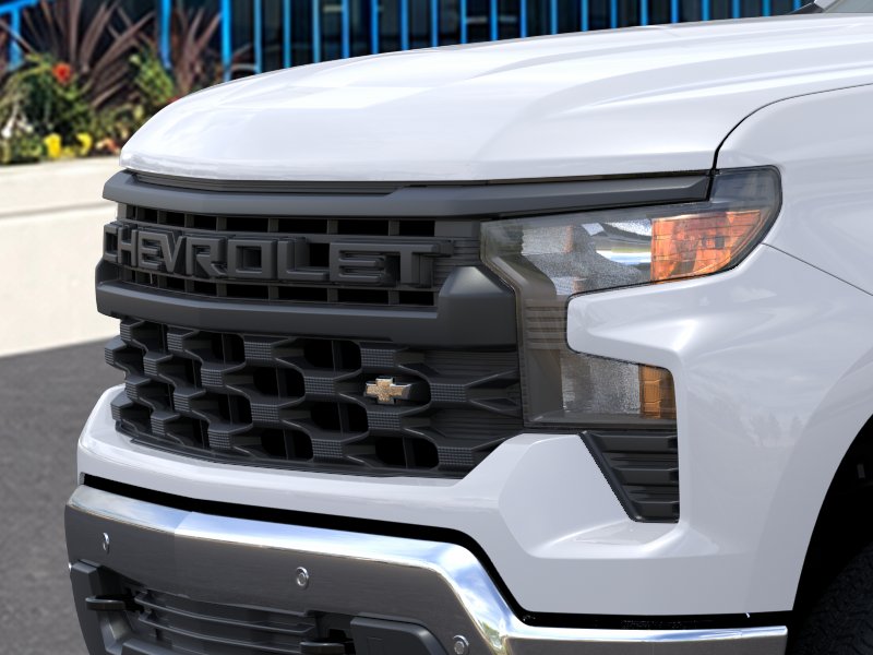 New 2026 Summit White Chevrolet WT image 37