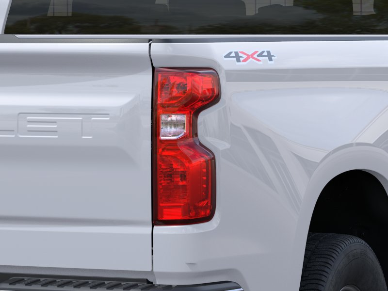 New 2026 Summit White Chevrolet WT image 11