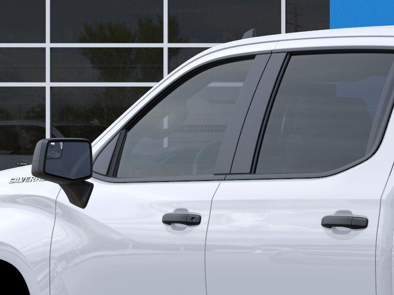 New 2026 Summit White Chevrolet Custom image 32