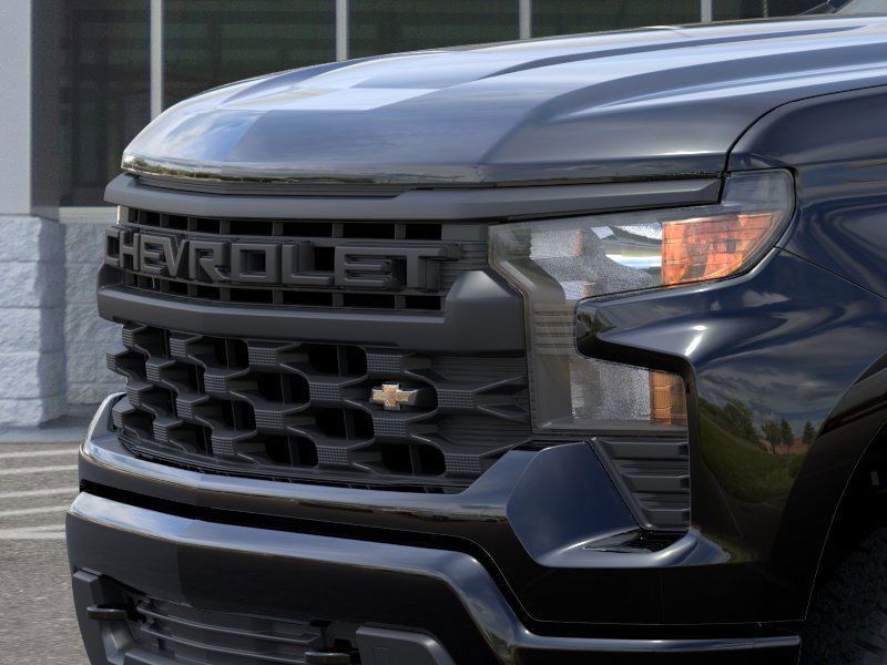 2025 Chevrolet Silverado 1500 Custom photo 13