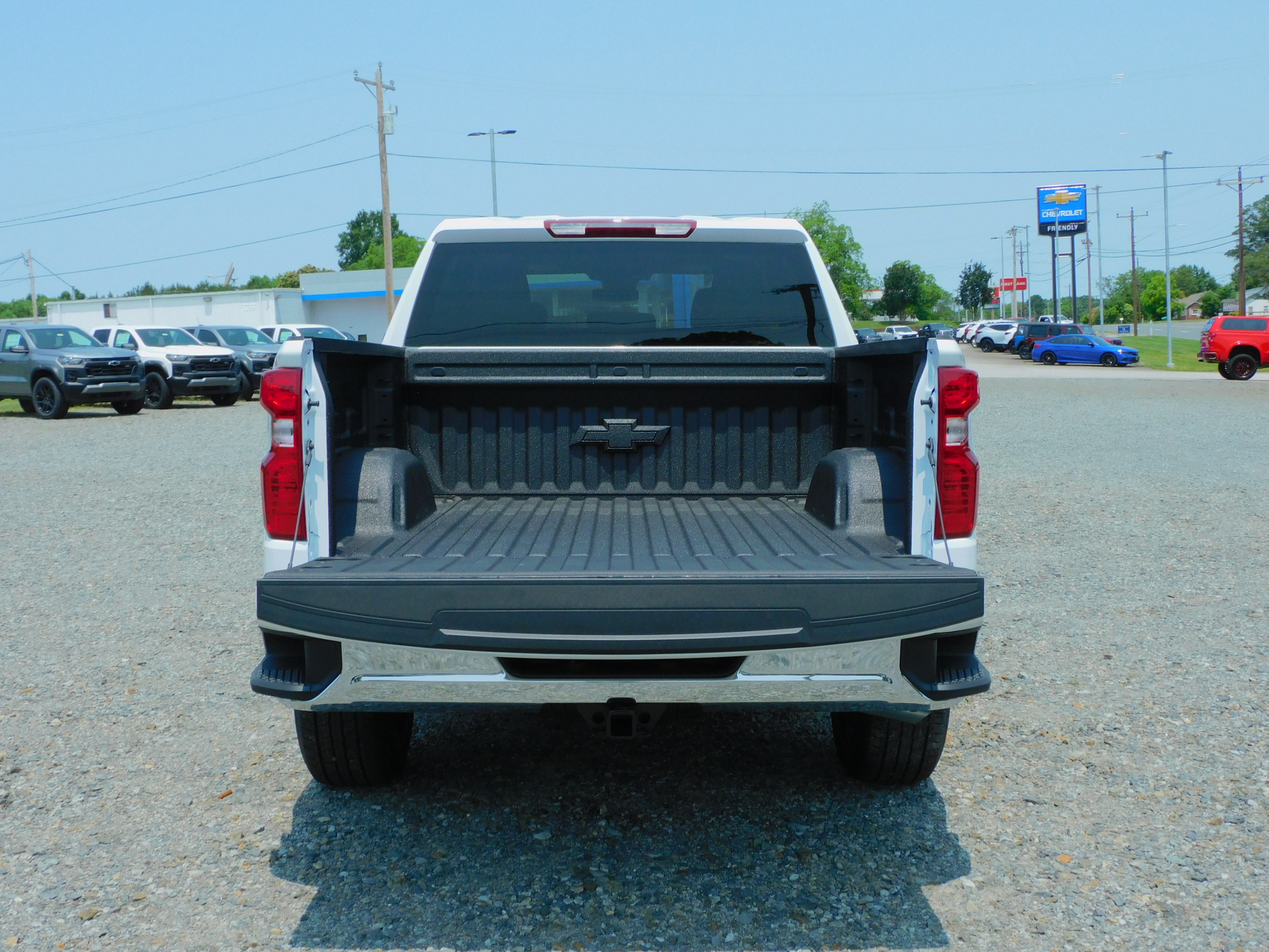 2025 Chevrolet Silverado 1500 LT photo 11