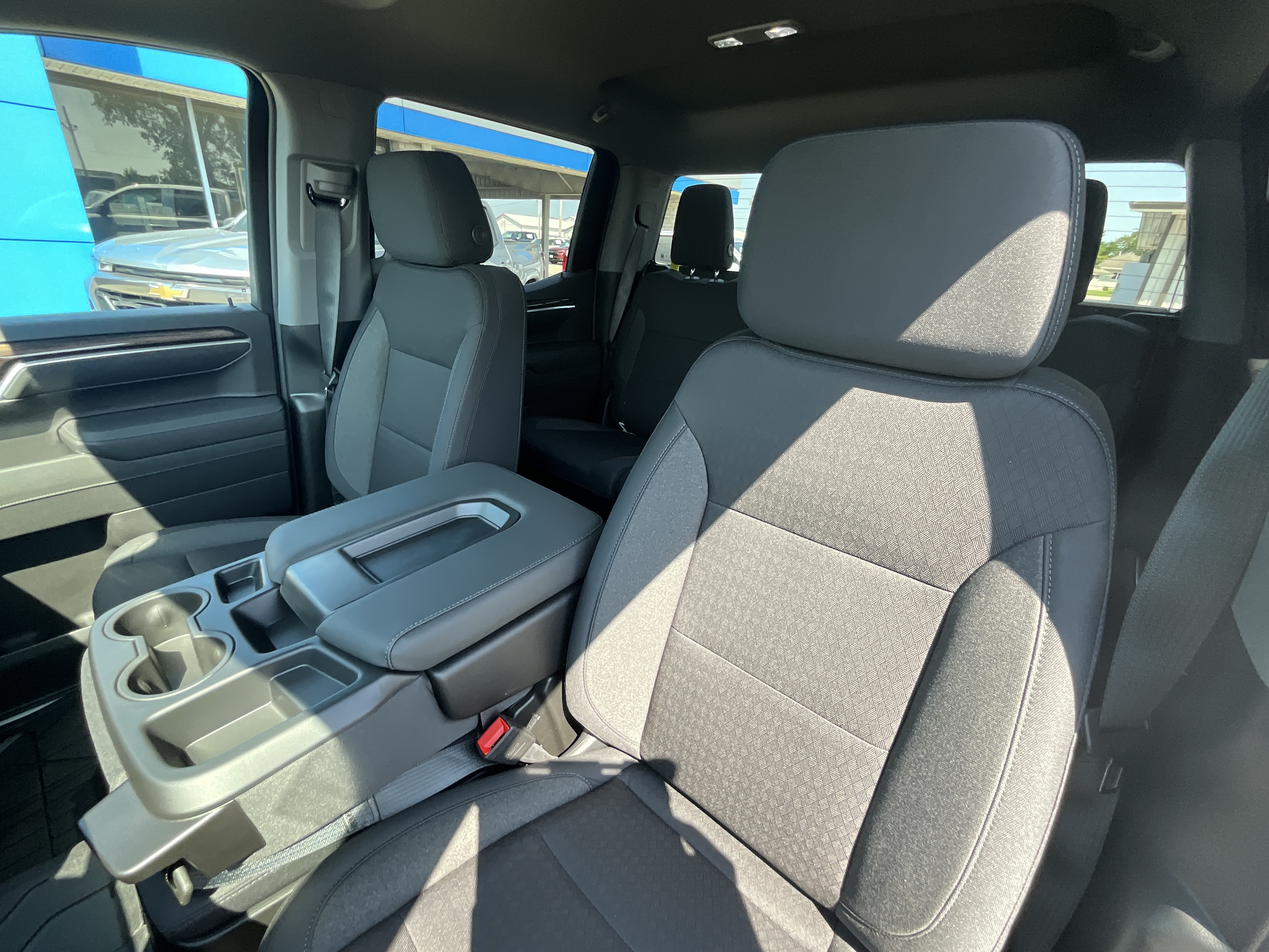 2026 Chevrolet Silverado 1500 LT - Photo 8