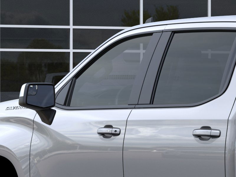 2025 Chevrolet Silverado photo 10