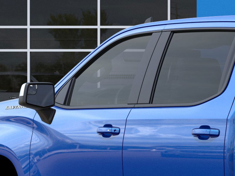2026 Chevrolet Silverado photo 11