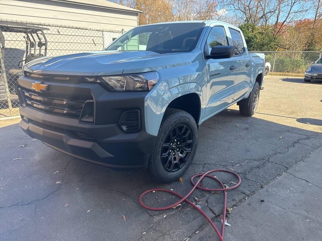 2026 Chevrolet Colorado Work Truck photo 2