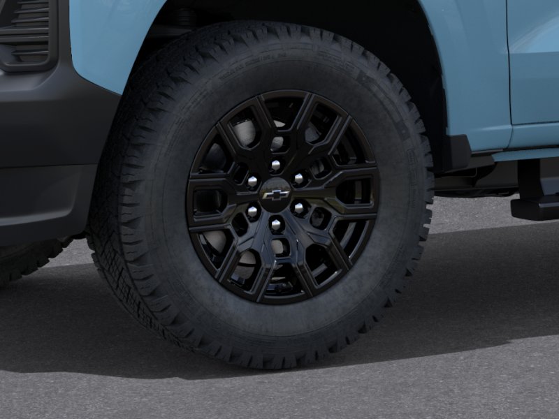 New 2026 Snowdrift Metallic Chevrolet WT image 33