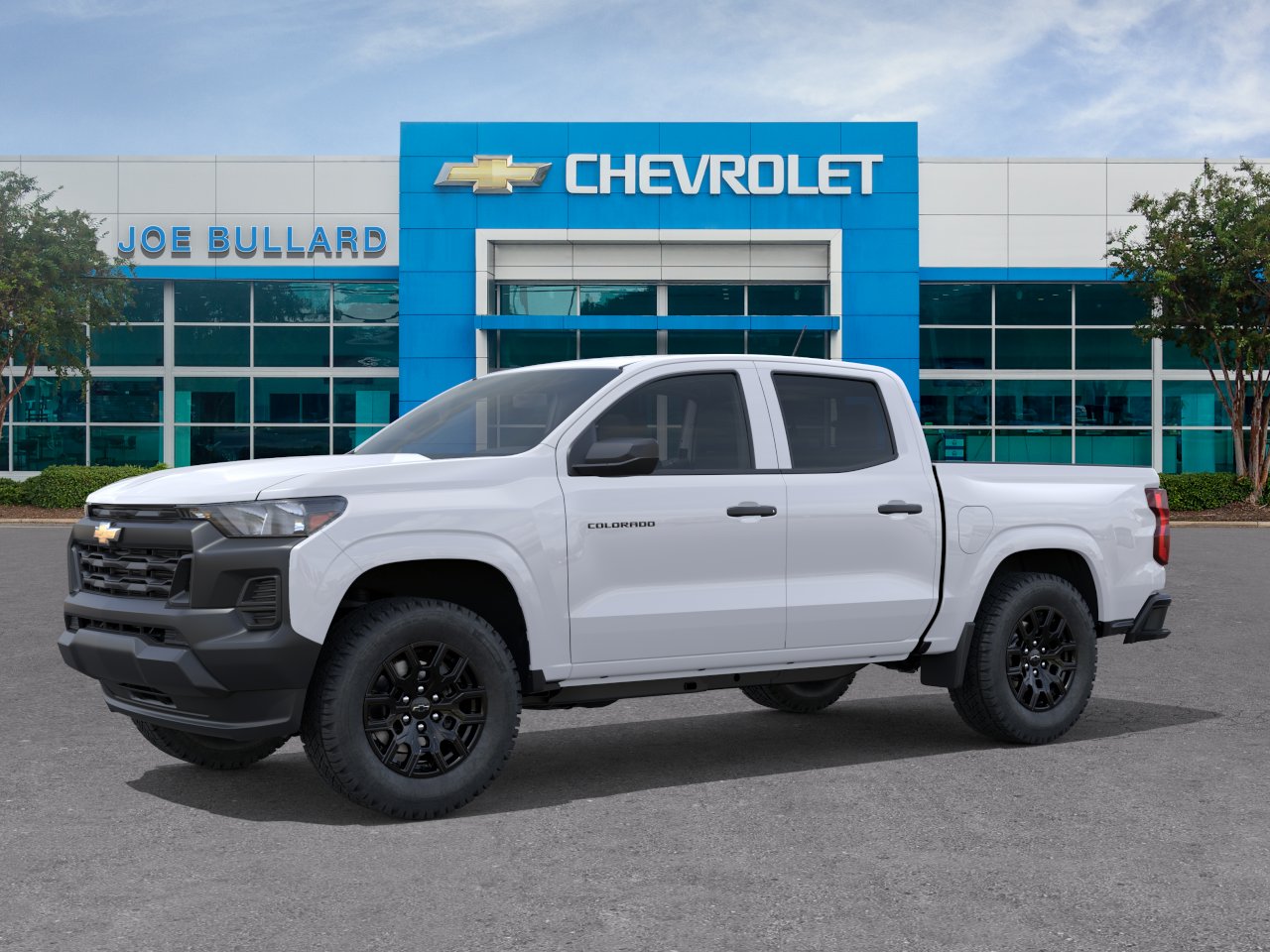 New 2026 Summit White Chevrolet WT image 2