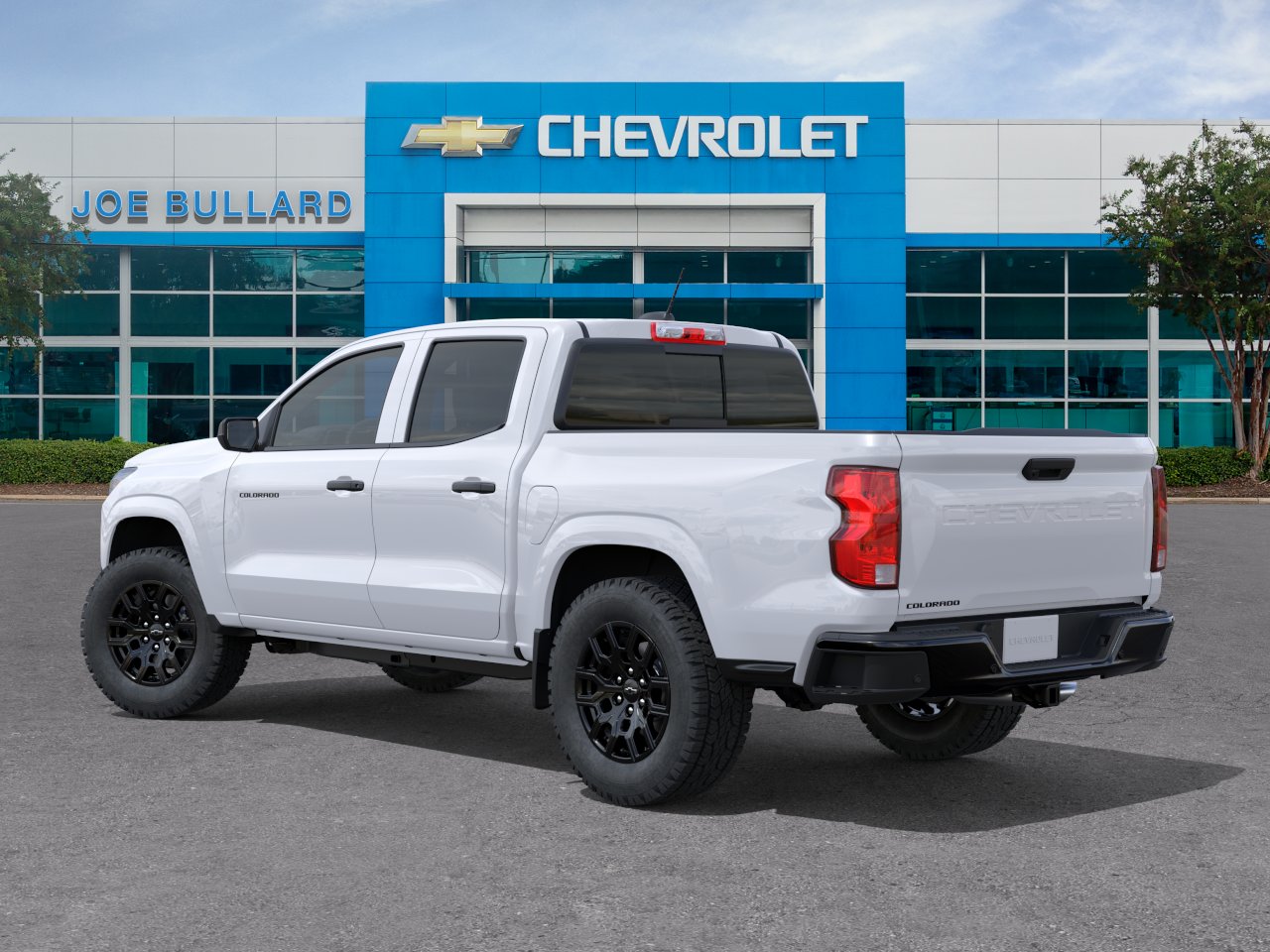 New 2026 Summit White Chevrolet WT image 3