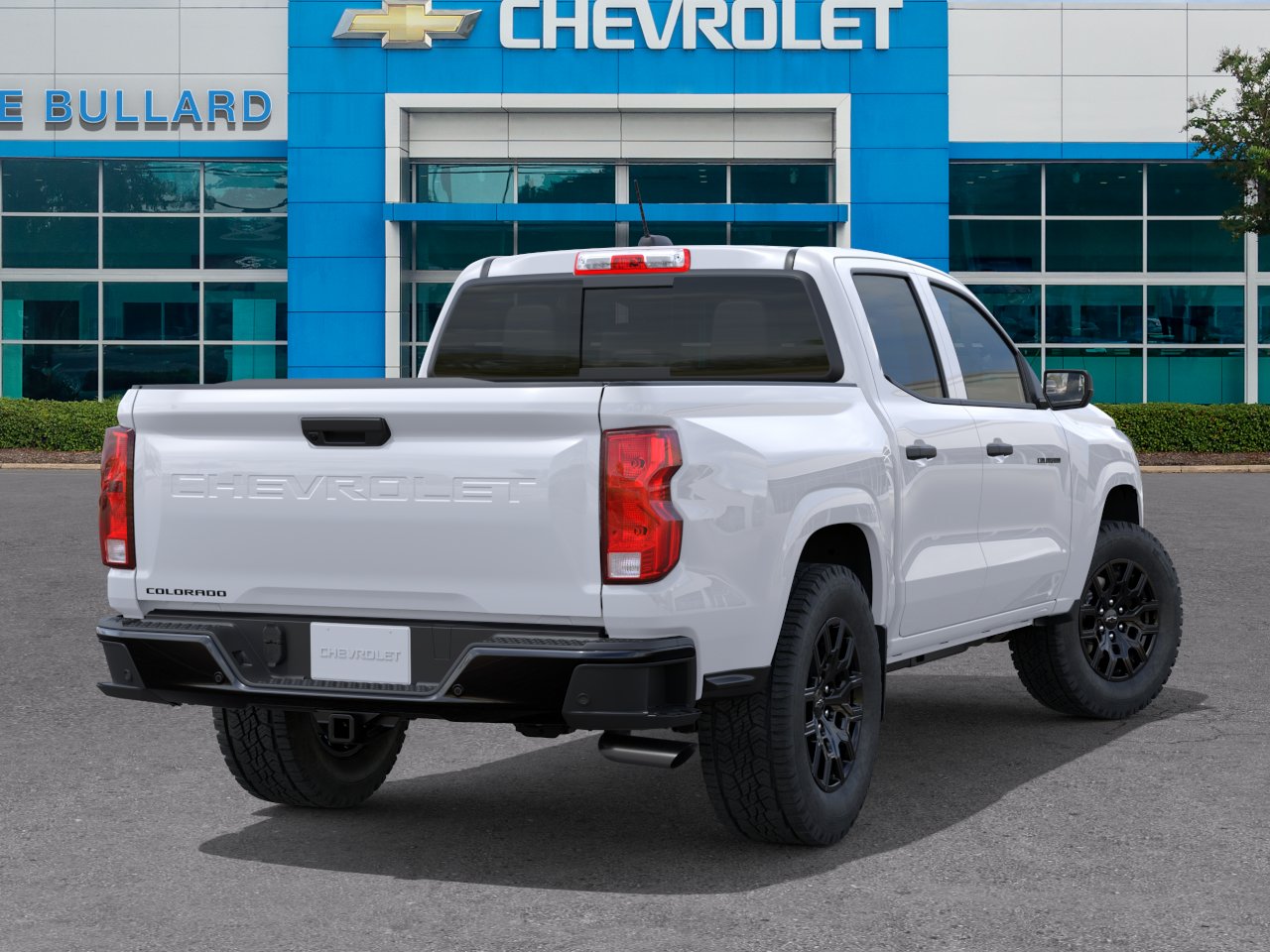 New 2026 Summit White Chevrolet WT image 4