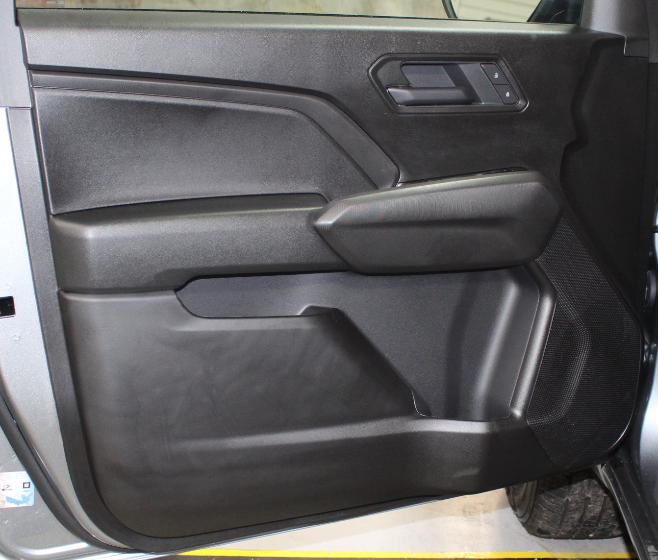 2026 Chevrolet Colorado Work Truck photo 3