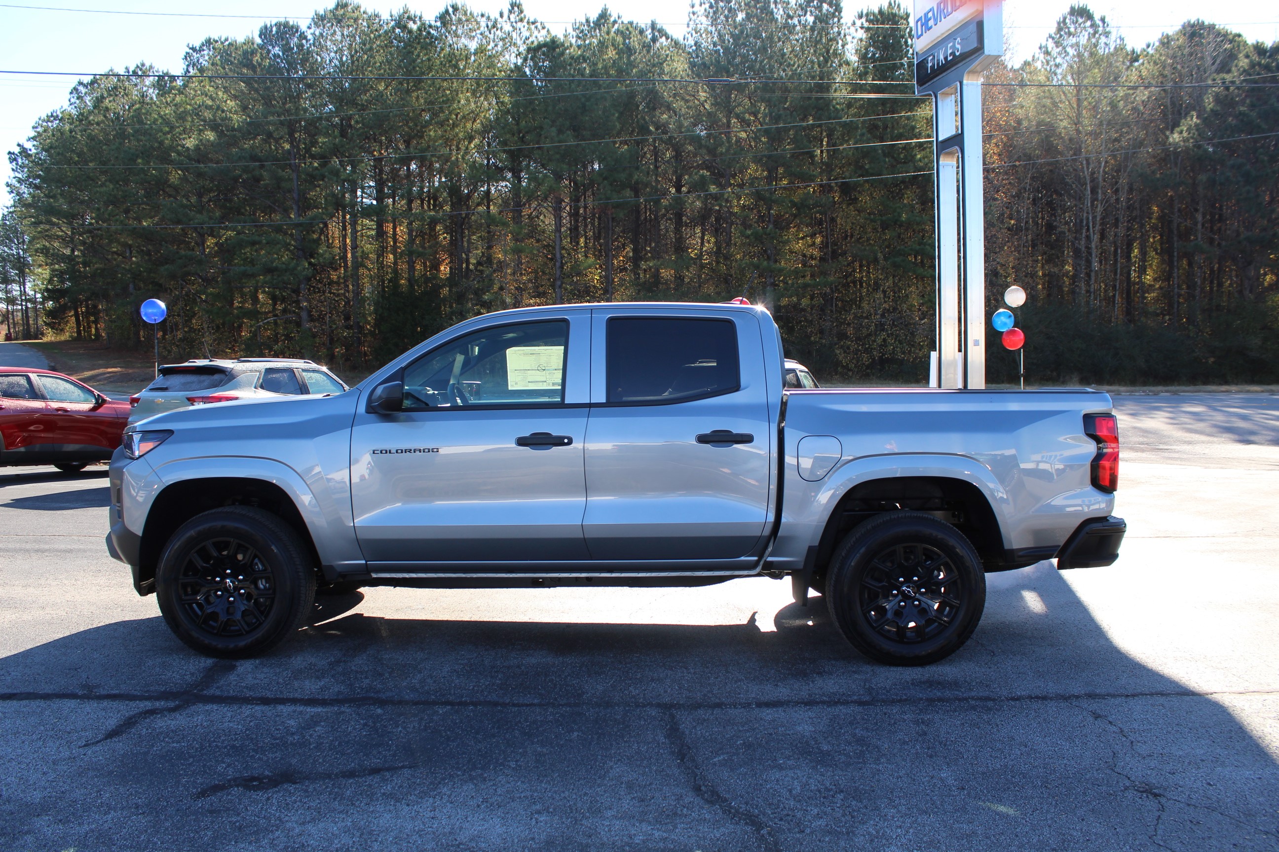 2026 Chevrolet Colorado Work Truck photo 2