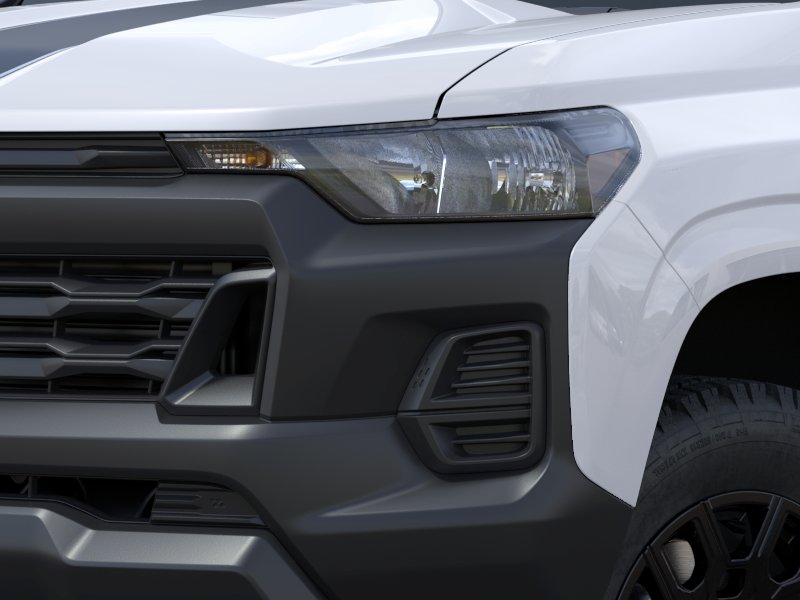 New 2026 Summit White Chevrolet WT image 10