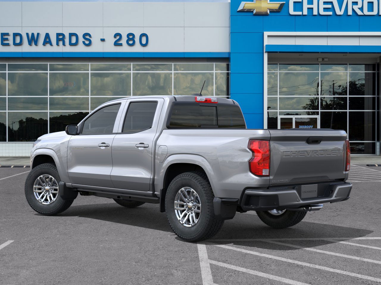 2025 Chevrolet Colorado Work Truck LT photo 2