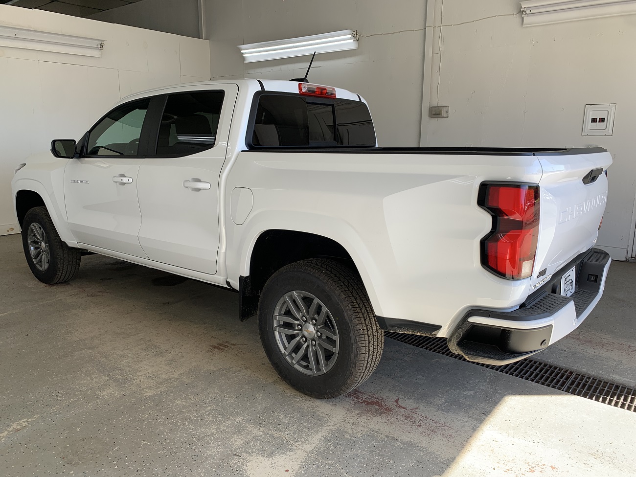 2024 Chevrolet Colorado LT photo 4