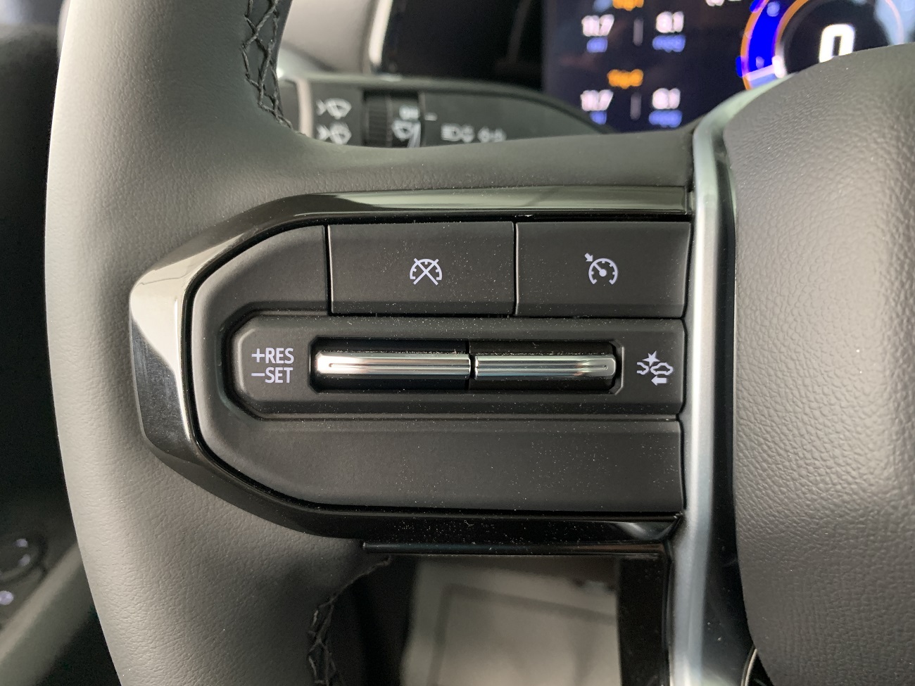 2024 Chevrolet Colorado LT photo 20