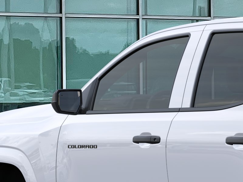 New 2026 Summit White Chevrolet WT image 37