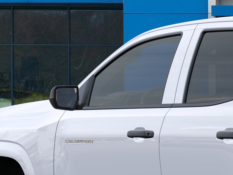 New 2026 Summit White Chevrolet WT image 43