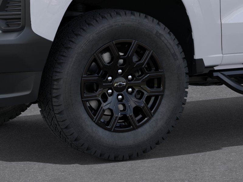 New 2026 Summit White Chevrolet WT image 33