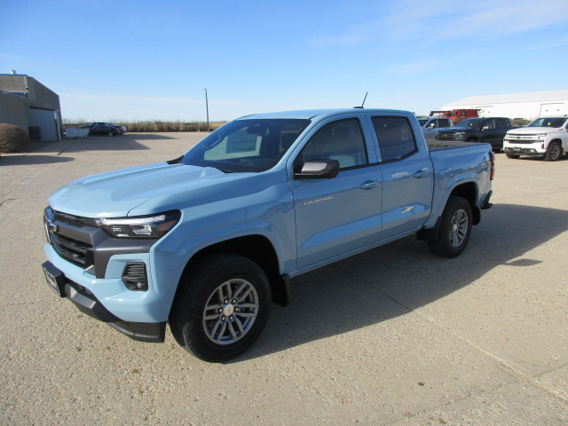 2026 Chevrolet Colorado LT photo 2