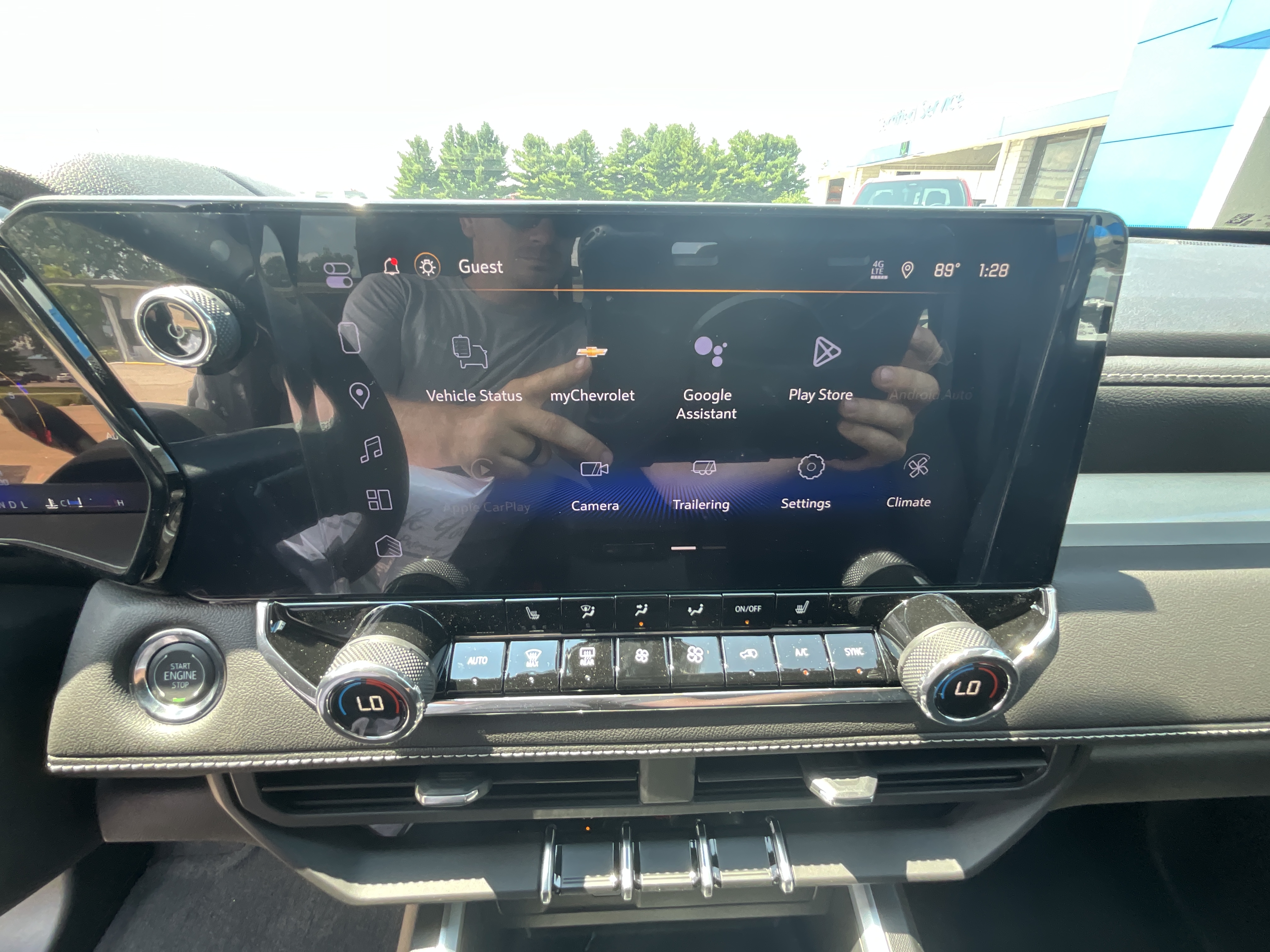 2026 Chevrolet Colorado LT - Photo 13