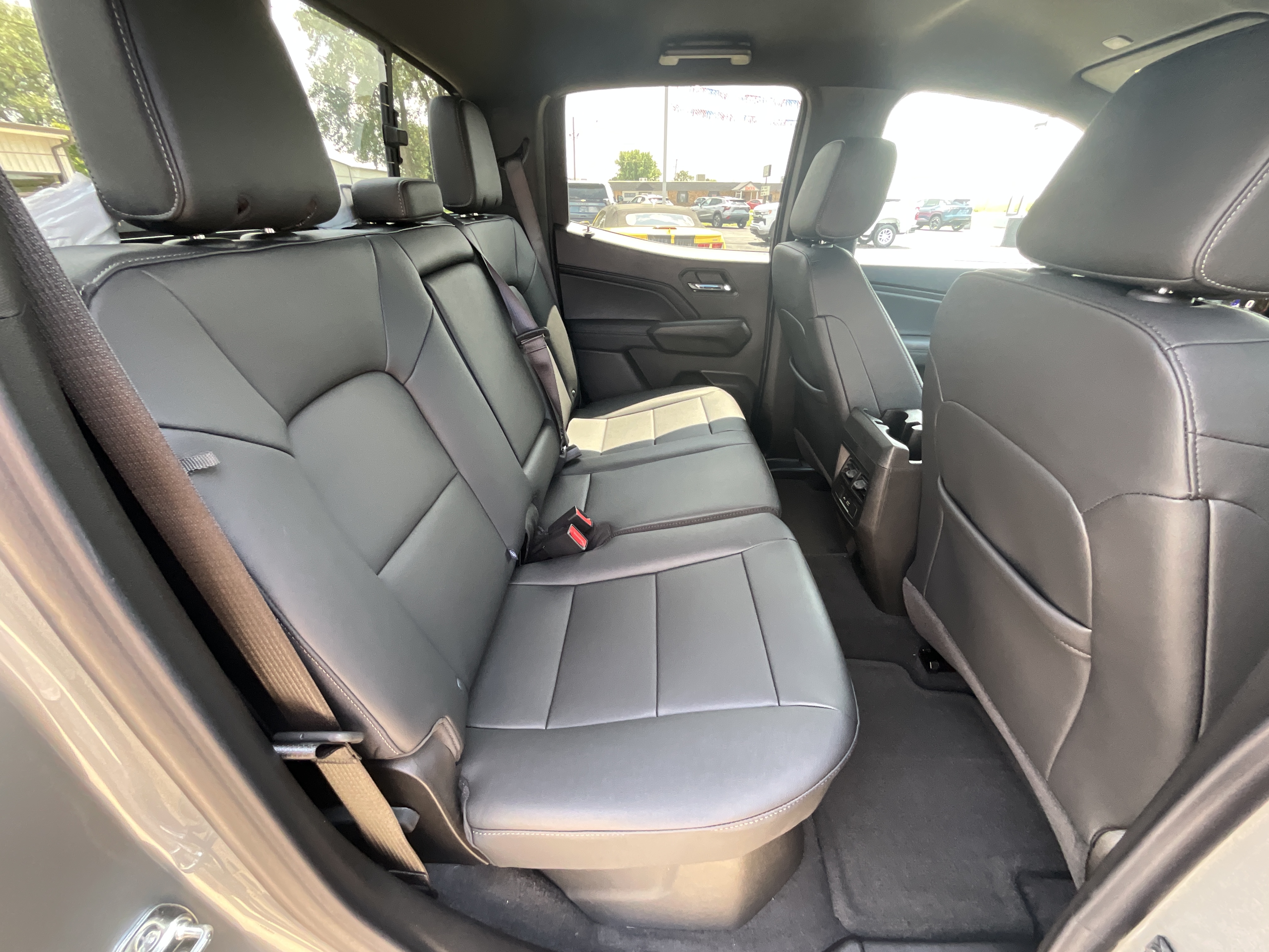 2026 Chevrolet Colorado LT - Photo 19