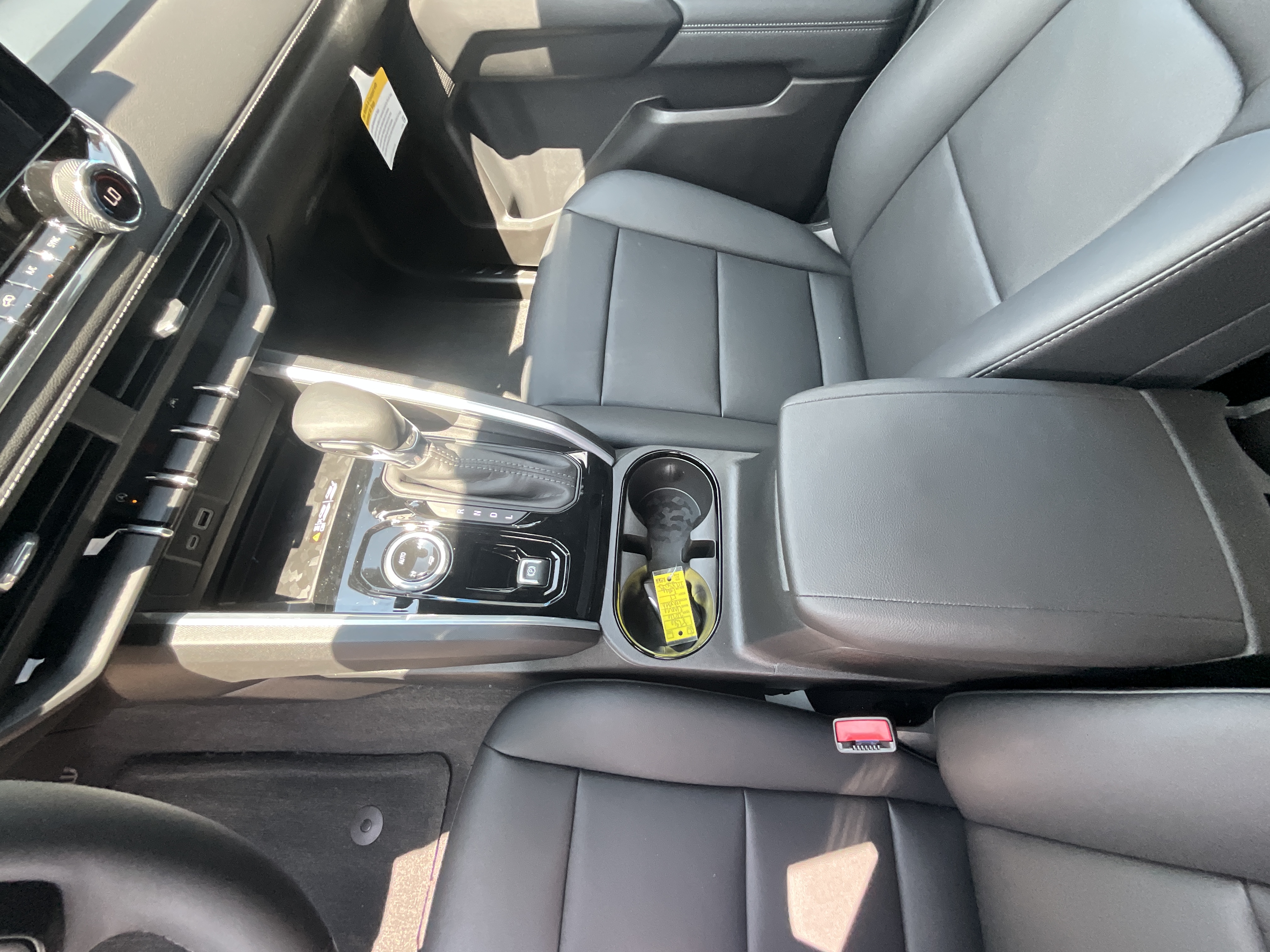 2026 Chevrolet Colorado LT - Photo 15