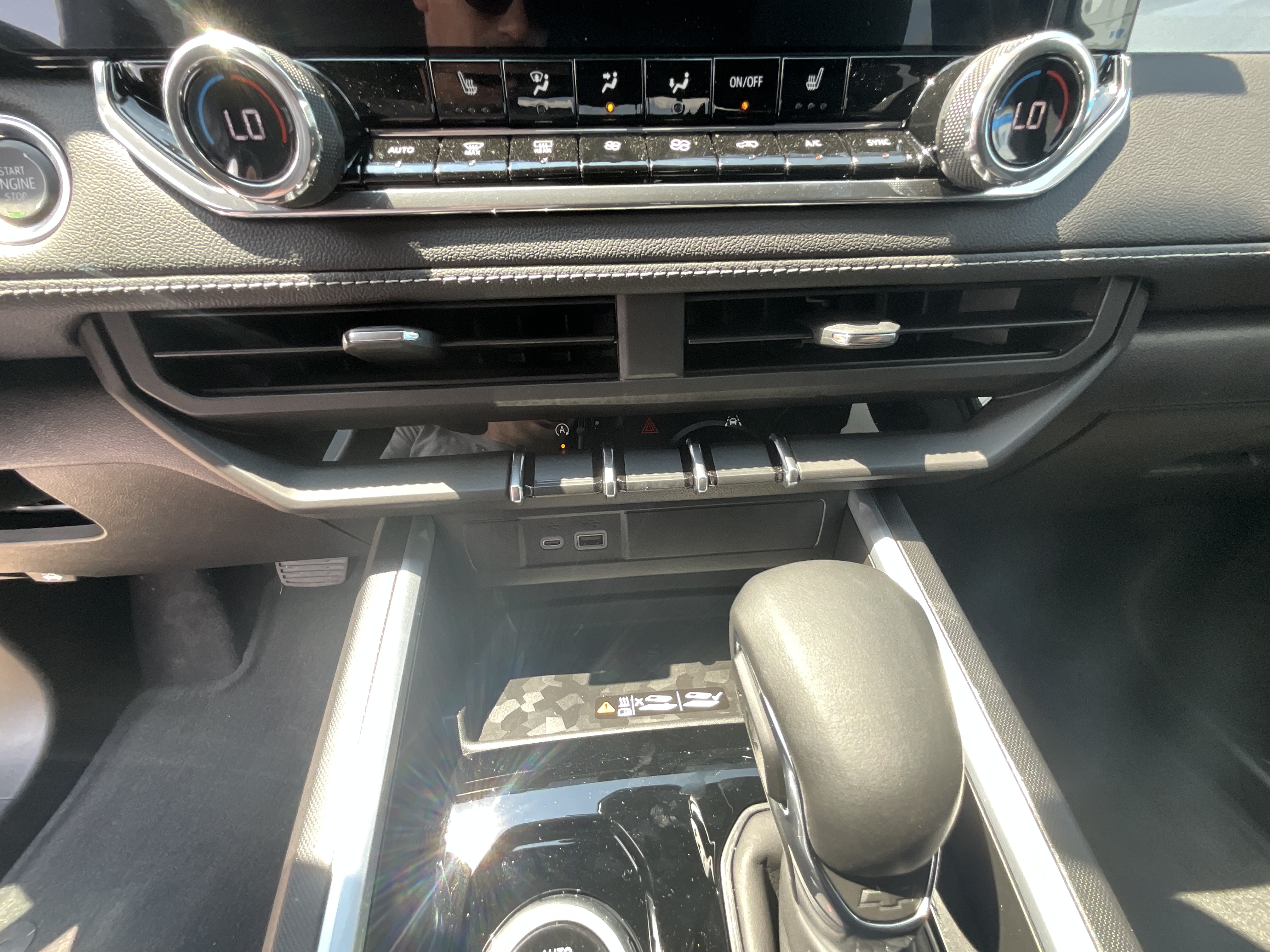 2026 Chevrolet Colorado LT - Photo 14