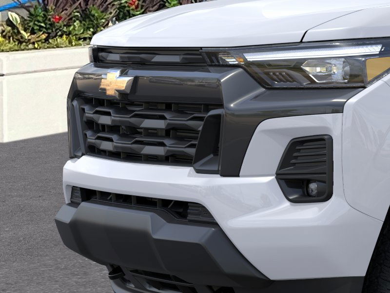 2025 Chevrolet Colorado LT - Photo 13