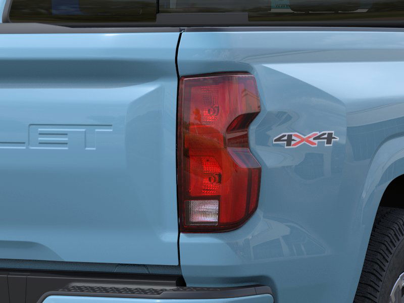 2025 Chevrolet Colorado LT - Photo 12