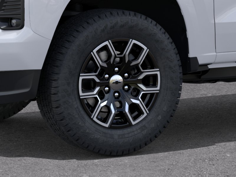 New 2026 Summit White Chevrolet Z71 image 27